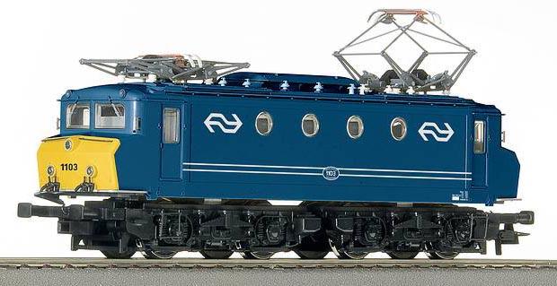 Electric locomotive series 1100 Botsneus (3-RAIL AC)<br /><a href='images/pictures/Roco/68581.jpg' target='_blank'>Full size image</a>